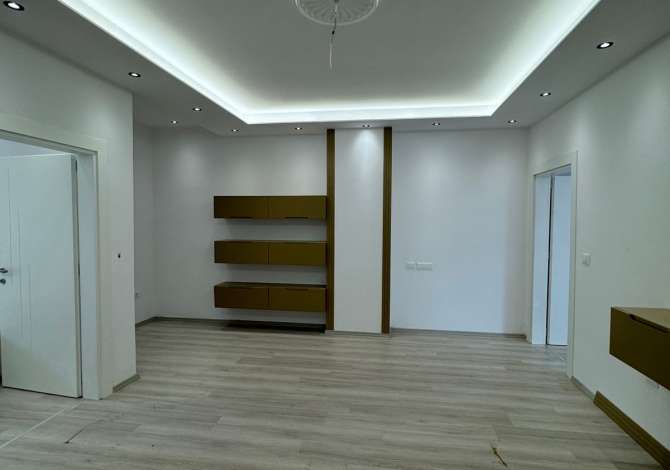 Shtepi me qera 2+1 ne Tirane - 550 Euro