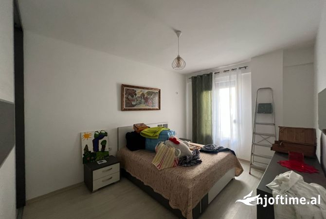 Shtepi me qera 2+1 ne Tirane - 450 Euro