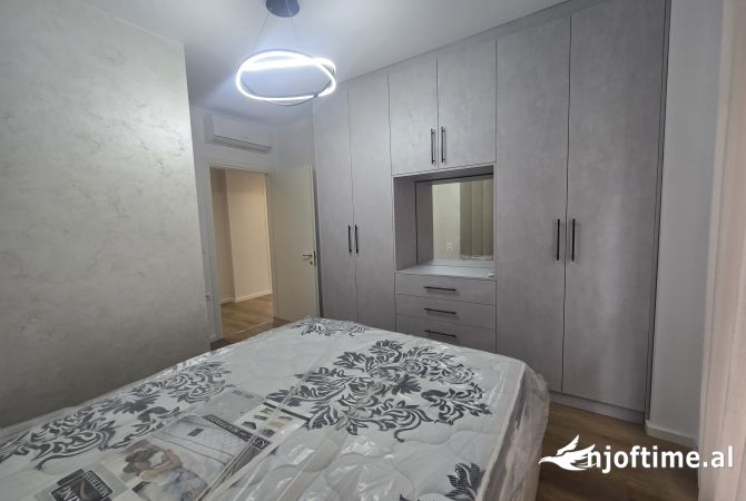Shtepi me qera 2+1 ne Tirane - 750 Euro