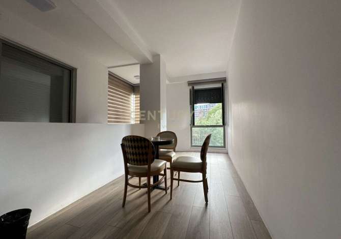 QENDER, JAPIM ME QIRA AMBIENT ZYRASH