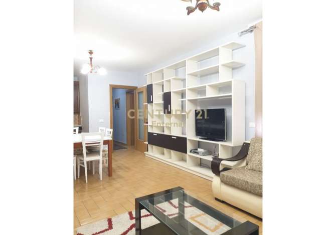Shtepi me qera 3+1 ne Tirane - 1,000 Euro