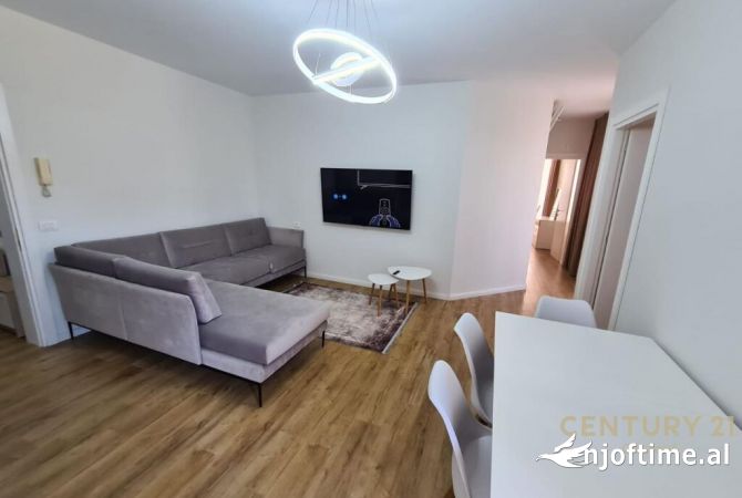 Casa in affitto 3+1 a Tirana - 1,000 Euro