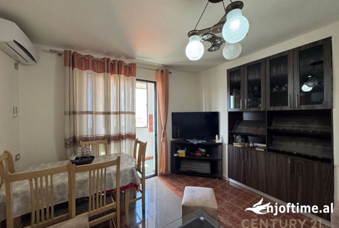 Shtepi me qera 1+1 ne Tirane - 400 Euro