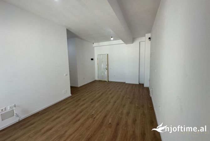 Shtepi ne shitje 2+1 ne Tirane - 115,000 Euro