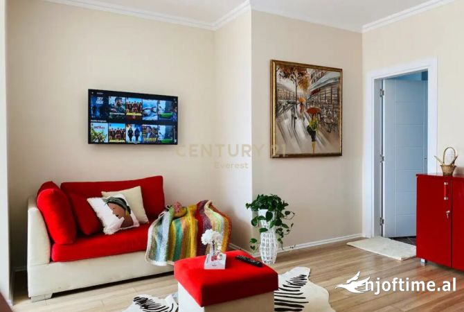 Shtepi me qera 1+1 ne Tirane - 700 Euro