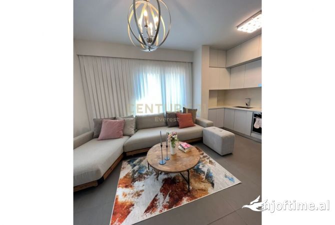Shtepi me qera 1+1 ne Tirane - 1,100 Euro