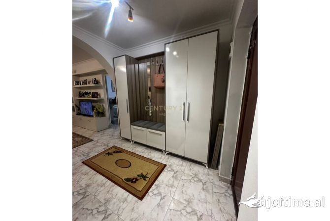 Shtepi ne shitje 1+1 ne Tirane - 105,000 Euro