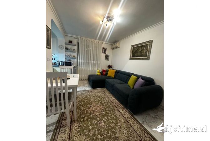Shtepi ne shitje 1+1 ne Tirane - 105,000 Euro