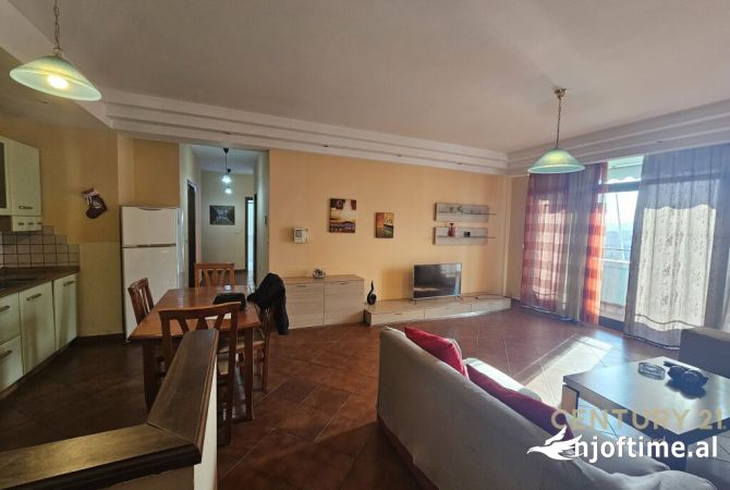 Shtepi me qera 2+1 ne Tirane - 700 Euro