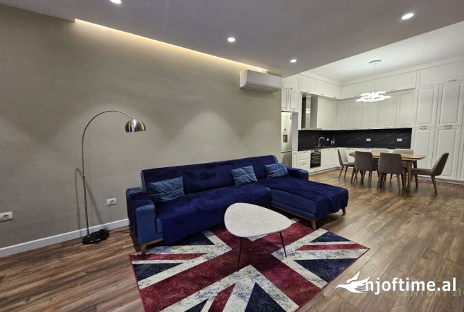 Shtepi me qera 2+1 ne Tirane - 1,000 Euro
