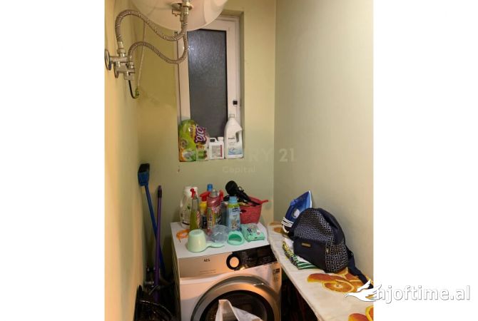 Shtepi me qera Apartament ne Tirane, 1+1, Mobilimi E mobiluar, Pagesa 500  Euro.
