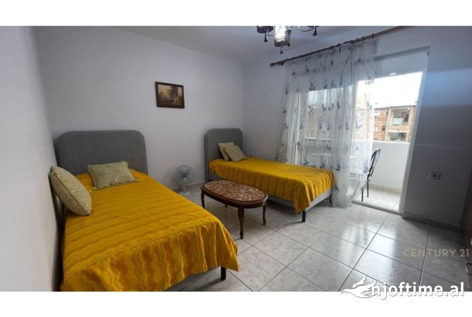Shtepi me qera Apartament ne Tirane, 2+1, Mobilimi E mobiluar, Pagesa 500  Euro.