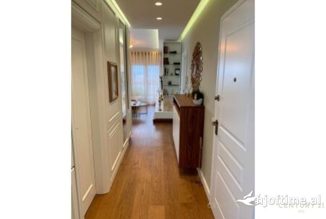 Shtepi me qera Apartament ne Tirane, 2+1, Mobilimi E mobiluar, Pagesa 1,100  Euro.