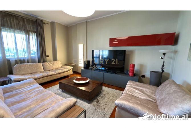 Shtepi me qera 3+1 ne Tirane - 1,500 Euro