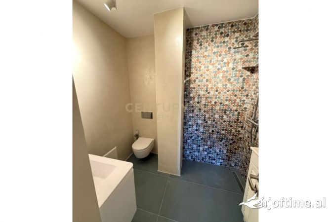 Shtepi me qera Apartament ne Tirane, 2+1, Mobilimi E mobiluar, Pagesa 1,500  Euro.