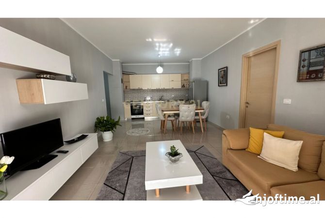 Shtepi me qera 2+1 ne Tirane - 600 Euro