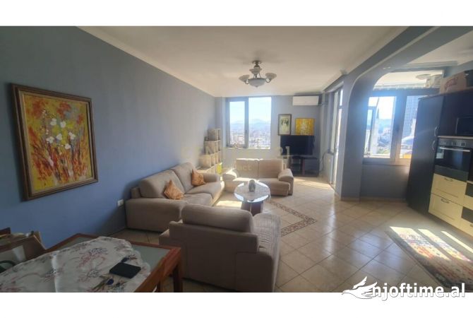Shtepi me qera 2+1 ne Tirane - 1,100 Euro