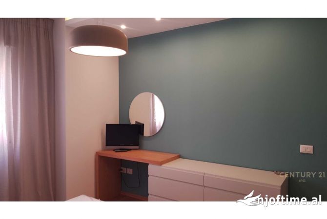 Shtepi ne shitje Apartament ne Tirane, 2+1, Mobilimi E mobiluar, Pagesa 208,000  Euro.