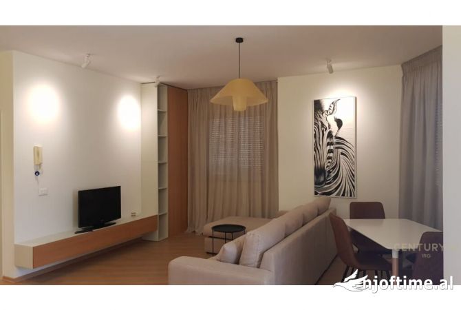 Shtepi ne shitje Apartament ne Tirane, 2+1, Mobilimi E mobiluar, Pagesa 208,000  Euro.