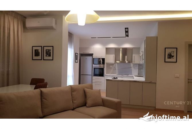 Shtepi ne shitje Apartament ne Tirane, 2+1, Mobilimi E mobiluar, Pagesa 208,000  Euro.