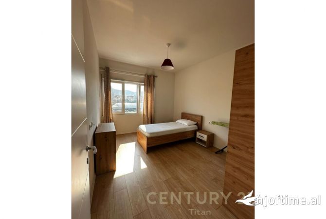 Shtepi me qera Apartament ne Tirane, 2+1, Mobilimi E mobiluar, Pagesa 1,200  Euro.