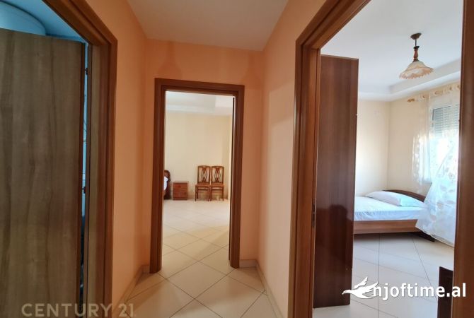 Shtepi me qera Apartament ne Tirane, 2+1, Mobilimi E mobiluar, Pagesa 500  Euro.