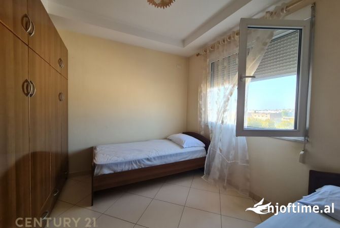 Shtepi me qera Apartament ne Tirane, 2+1, Mobilimi E mobiluar, Pagesa 500  Euro.