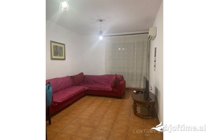 Shtepi me qera 1+1 ne Tirane - 550 Euro