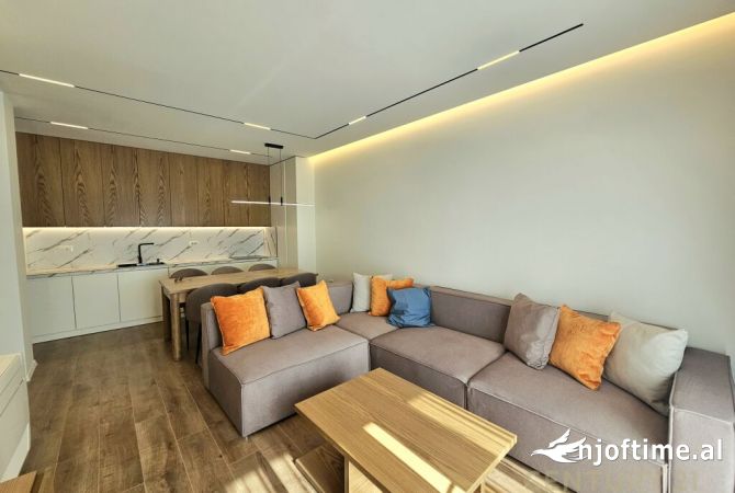 Shtepi me qera Apartament ne Tirane, 2+1, Mobilimi E mobiluar, Pagesa 1,300  Euro.