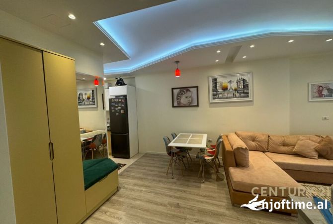 Shtepi me qera Apartament ne Tirane, 1+1, Mobilimi E mobiluar, Pagesa 750  Euro.