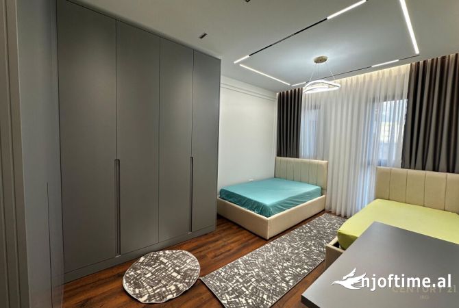 Shtepi me qera Apartament ne Tirane, 2+1, Mobilimi E mobiluar, Pagesa 1,000  Euro.
