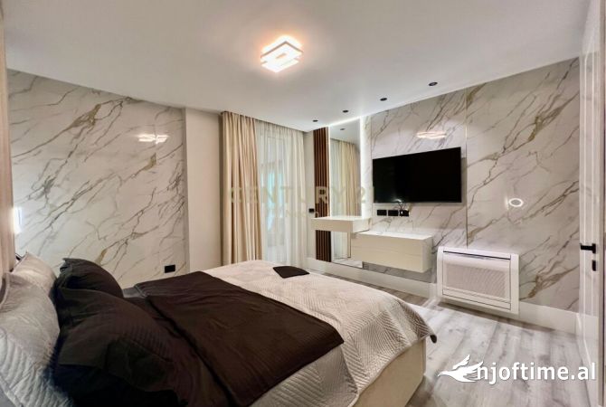 Shtepi me qera Apartament ne Tirane, 2+1, Mobilimi E mobiluar, Pagesa 2,300  Euro.