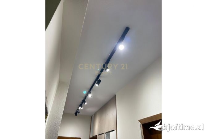 Shtepi me qera Apartament ne Tirane, 1+1, Mobilimi E mobiluar, Pagesa 550  Euro.