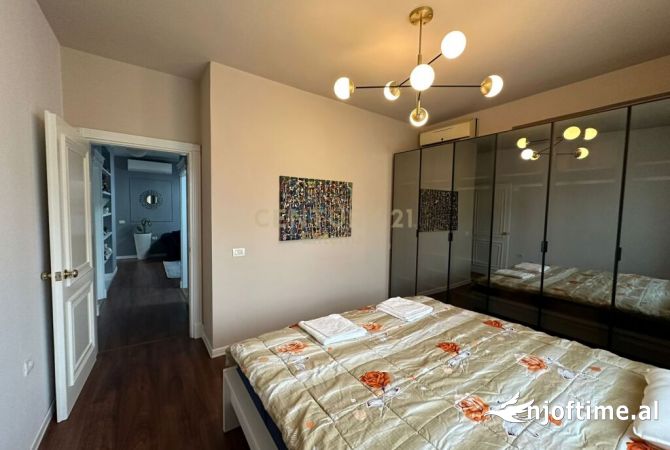 Shtepi me qera Apartament ne Tirane, 2+1, Mobilimi E mobiluar, Pagesa 800  Euro.