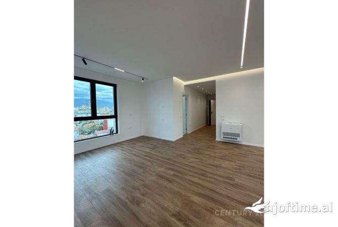 Casa in affitto 2+1 a Tirana - 1,200 Euro