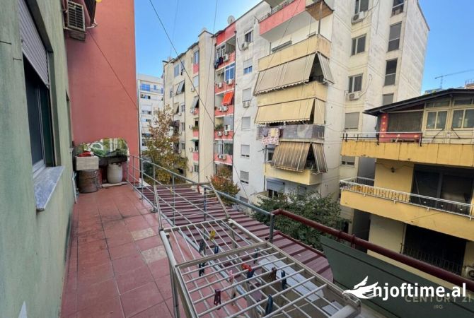 Shtepi ne shitje 1+1 ne Tirane - 128,000 Euro