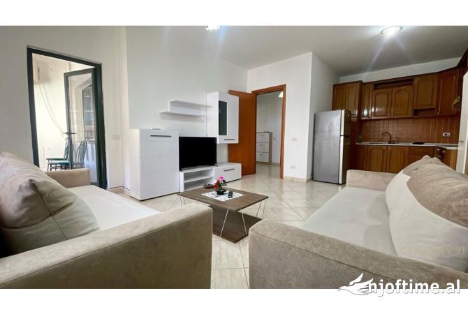 Shtepi ne shitje 2+1 ne Tirane - 215,000 Euro