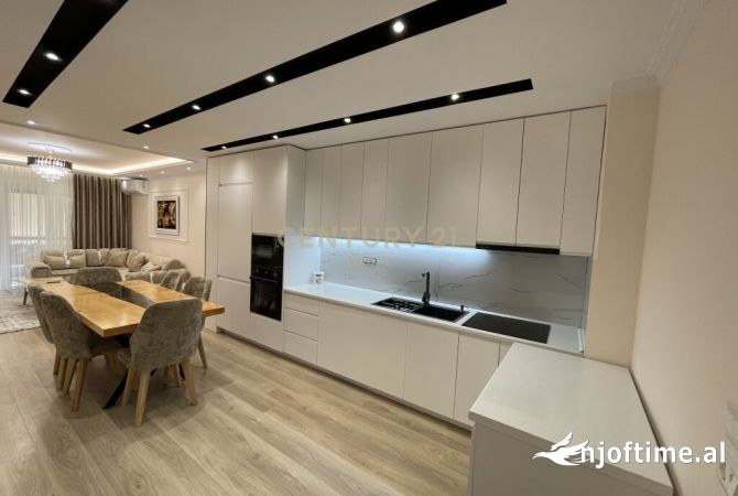 Shtepi me qera Apartament ne Tirane, 2+1, Mobilimi E mobiluar, Pagesa 1,200  Euro.