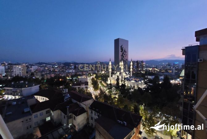 Shtepi me qera 2+1 ne Tirane - 980 Euro