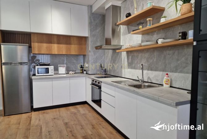 Shtepi ne shitje Apartament ne Tirane, 1+1, Mobilimi E mobiluar, Pagesa 177,500  Euro.