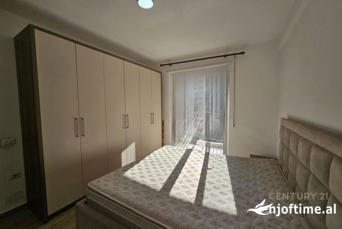 Shtepi ne shitje Apartament ne Tirane, 1+1, Mobilimi E mobiluar, Pagesa 134,000  Euro.