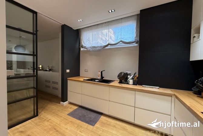 Apartment for rent in Tirana 2+1, Furnished