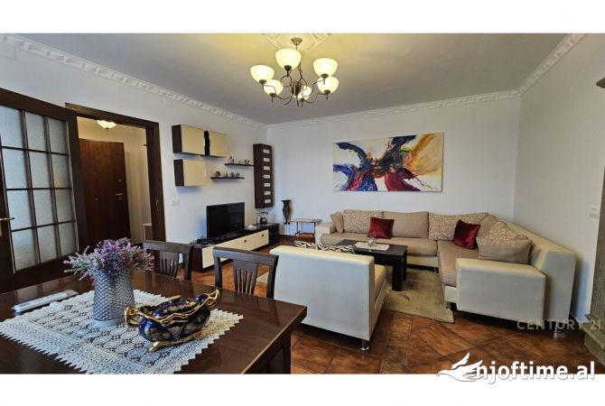 Shtepi me qera 2+1 ne Tirane - 850 Euro