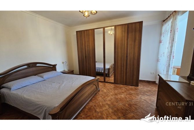 Shtepi me qera Apartament ne Tirane, 2+1, Mobilimi E mobiluar, Pagesa 850  Euro.