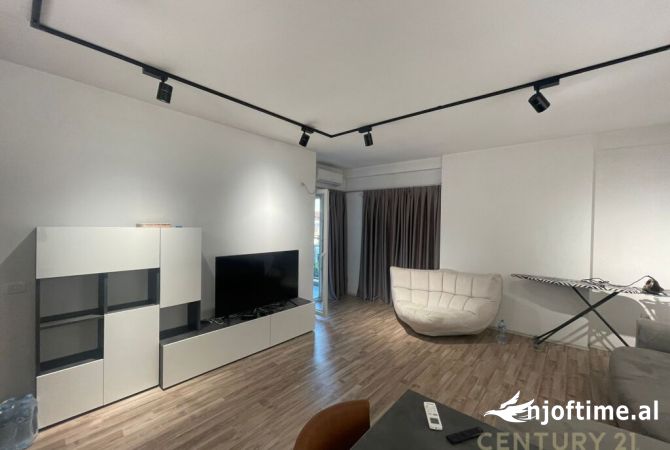Shtepi ne shitje 2+1 ne Tirane - 225,000 Euro