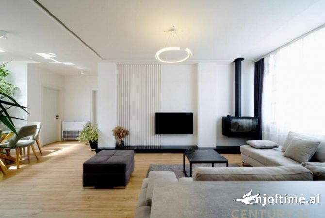 Shtepi me qera 2+1 ne Tirane - 1,000 Euro