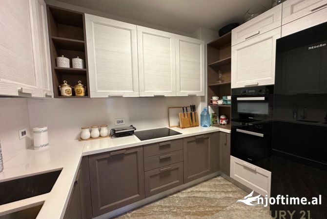 Shtepi me qera Apartament ne Tirane, 2+1, Mobilimi E mobiluar, Pagesa 1,500  Euro.