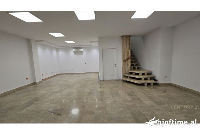 Ambient biznesi me qera 3+1 ne Tirane - 1,500 Euro