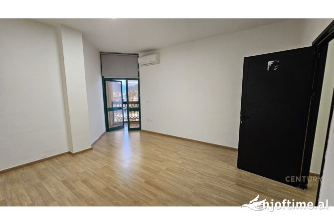 ZYRA PRANE SHESHIT SKENDERBEJ