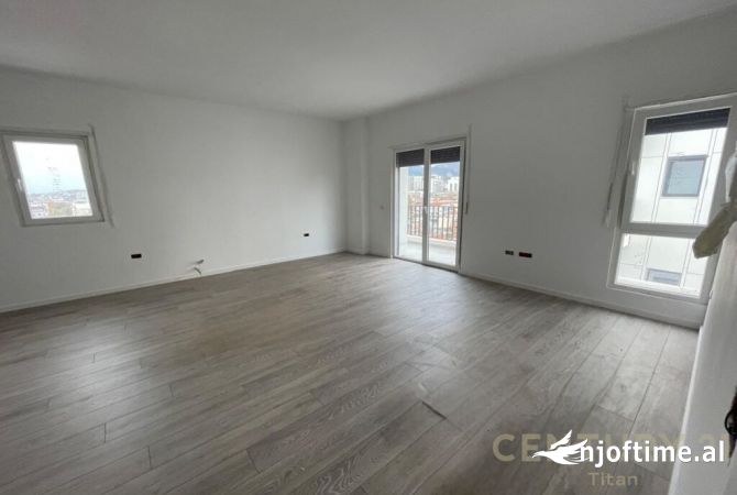Shtepi ne shitje 2+1 ne Tirane - 214,000 Euro